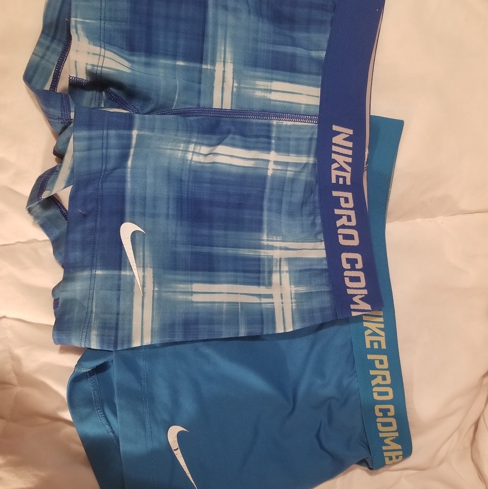 Nike pros spandex shorts